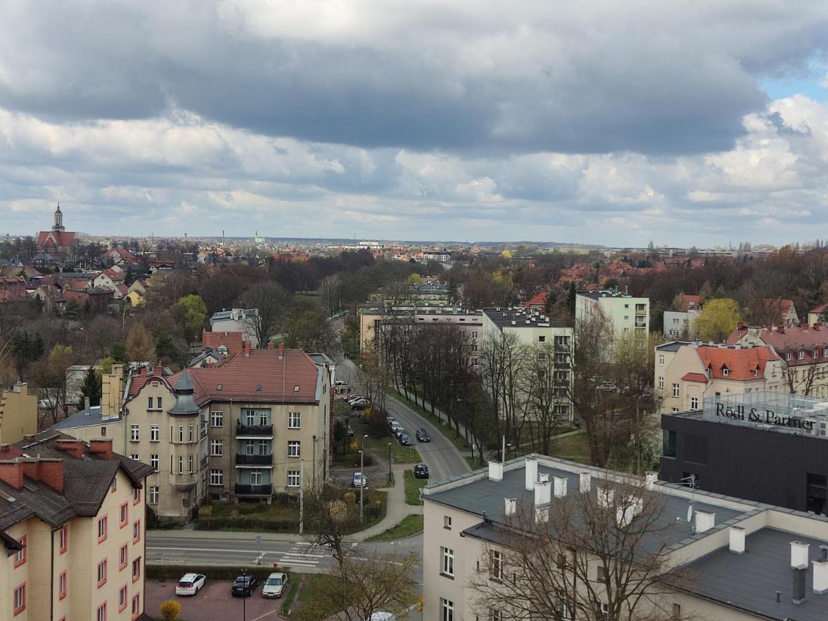 Apartament Z Widokiem Na Miasto Гливице Экстерьер фото